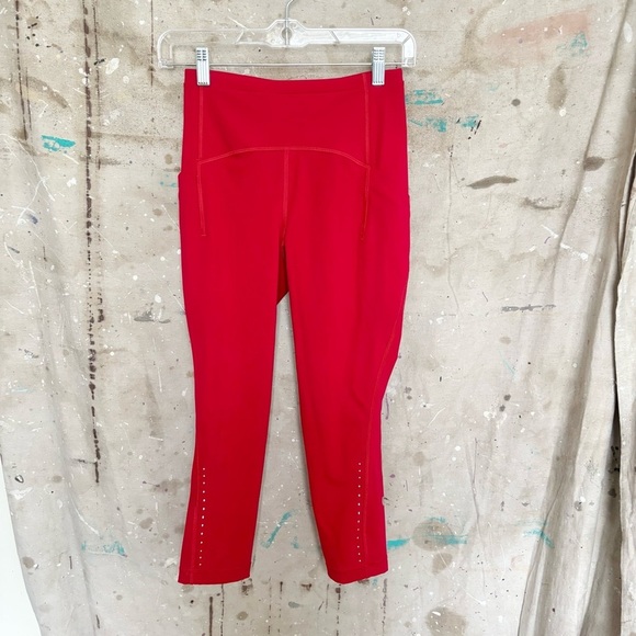 Lululemon Swift Speed High-Rise Crop 21", Dark Red - Picture 2 of 5